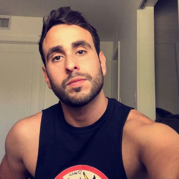 Meet your Posher, Carlos b. - Picture 1 of 1